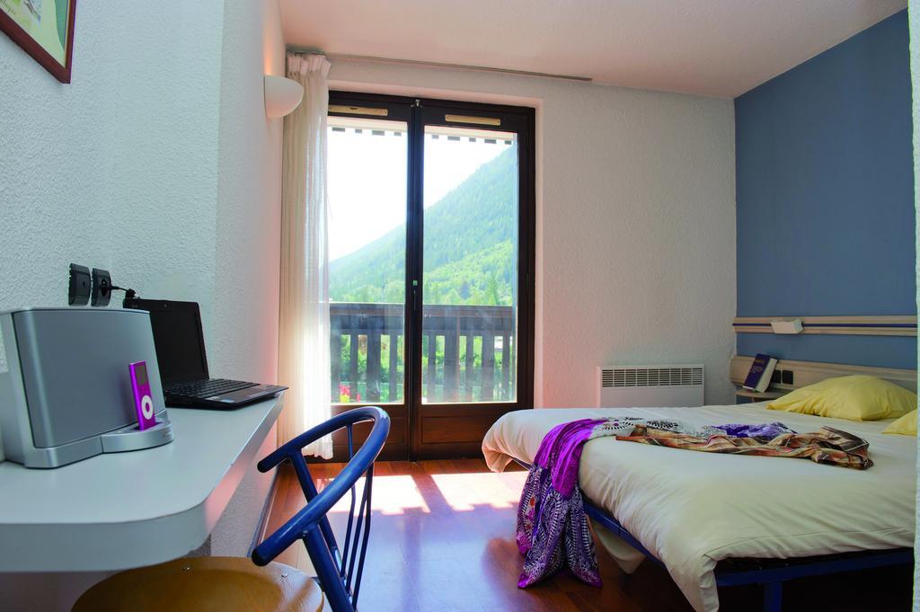 Vtf Les Econtres Hotel Chamonix Room photo