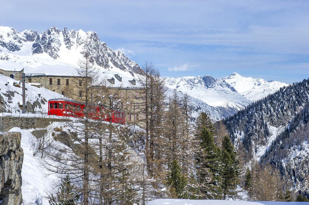 Vtf Les Econtres Hotel Chamonix Exterior photo